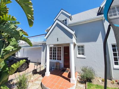 House For Sale in Durmonte, Durbanville